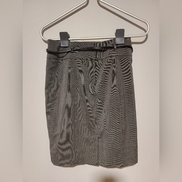 RW & Co Grey Pencil Skirt w/ belt - Picture 2 of 7